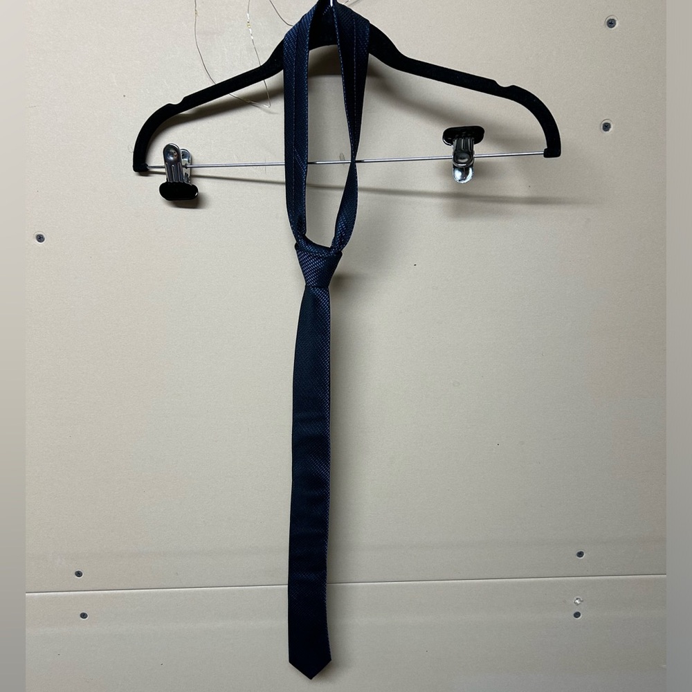 2/$20❤️- TIE | Men’s Vex silk tie